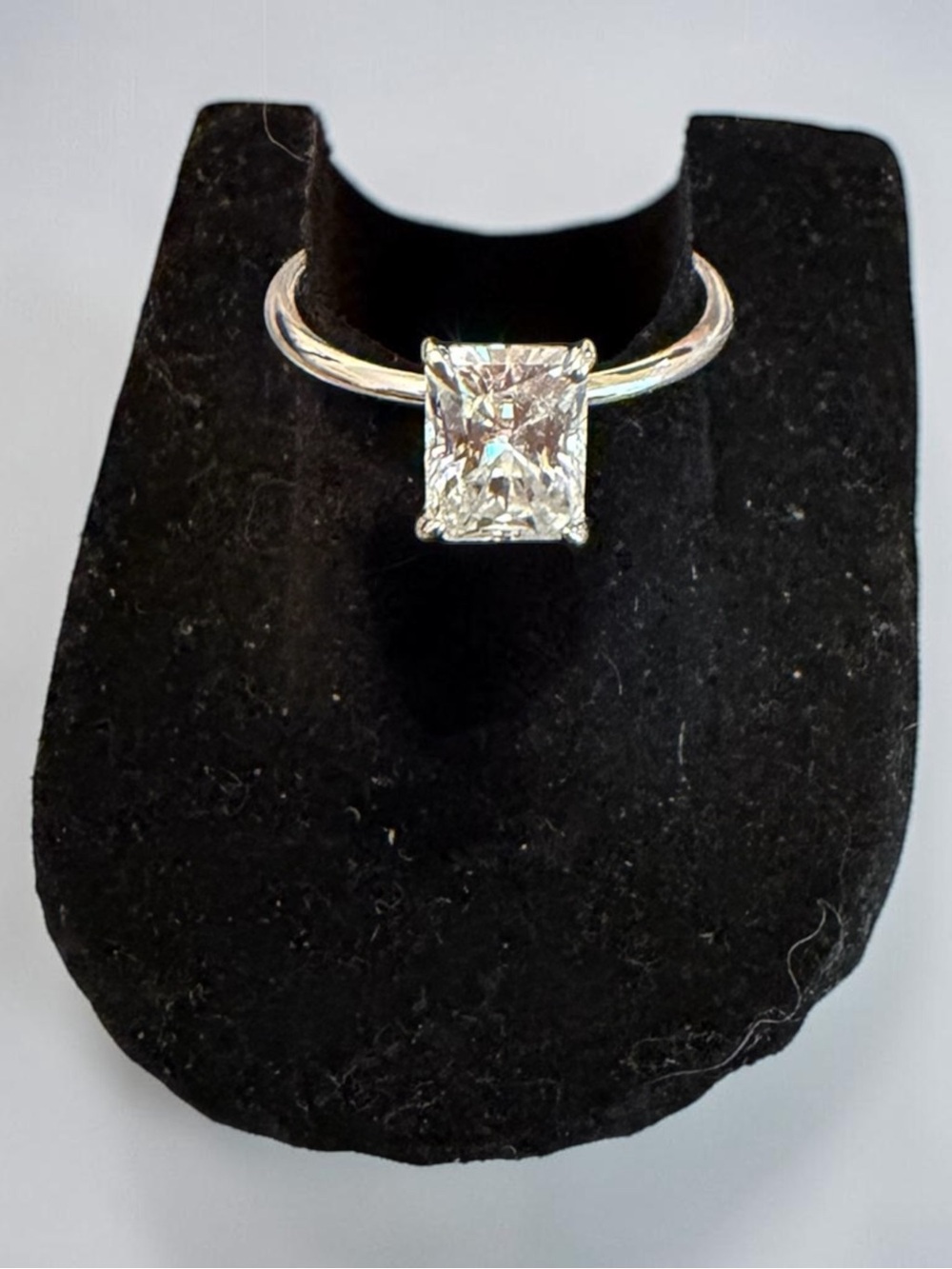 Solitaire Ring with Lab Grown Diamond Rectangular Shape. S925 sz 6.5 NEW